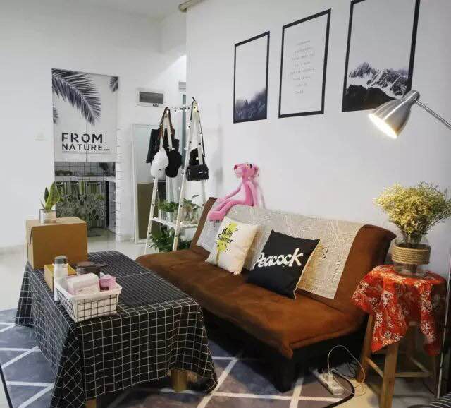 廈門家庭裝修即使天下暴雨，找個角落，三兩朋友，一壺酒，足矣