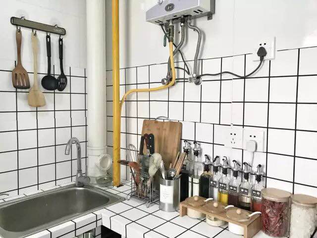 廈門家庭裝修即使天下暴雨，找個角落，三兩朋友，一壺酒，足矣