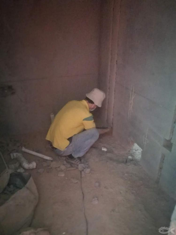 水電施工，師傅們辛苦了！