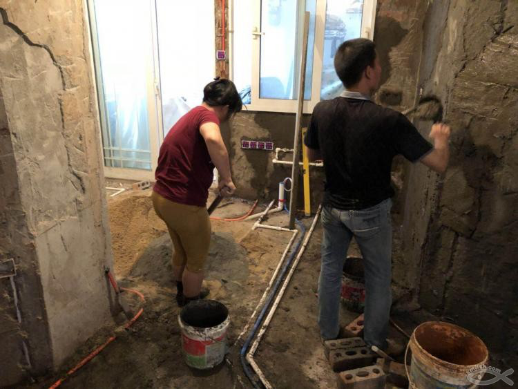 泥水施工第一天，遇到超熱心商家！