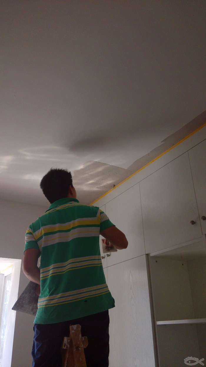 10月1日，索菲亞衣柜安裝中，好和壞的衣柜真心有差距