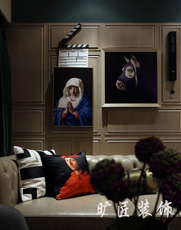 獨(dú)棟別墅步入式衣帽間怎樣設(shè)計(jì)方案 既時(shí)尚潮流又個(gè)性化